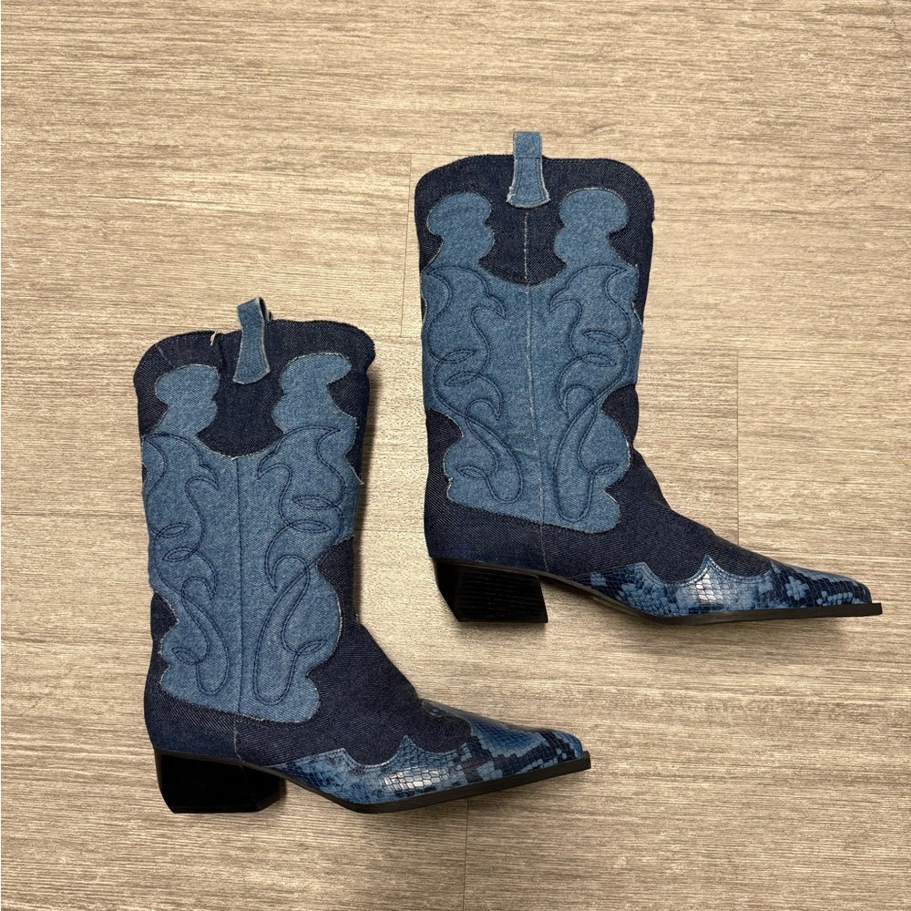 NEW Arezzo Blue/ Denim Western Boots Croco